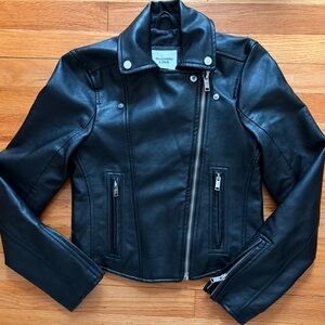 XS Women’s Abercrombie & Fitch A&F Black Vegan Leather Jacket